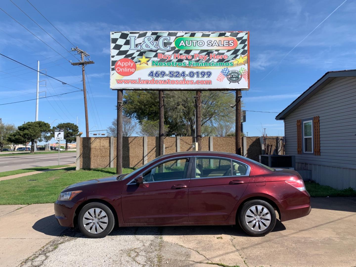 2009 MARRON /TAN Honda Accord (JHMCP26359C) with an 2.4L FI DOHC 144 CID engine, AUTOMATIC transmission, located at 1830 North Belt Line Road, Irving, TX, 75061, (469) 524-0199, 32.834373, -96.993584 - Photo#0